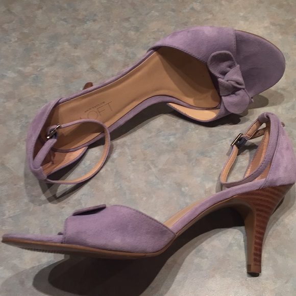 Ann Taylor loft suede sandals - Picture 2 of 6